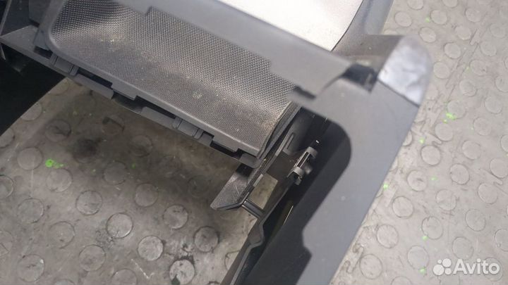 Консоль салона Audi Q3, 2012