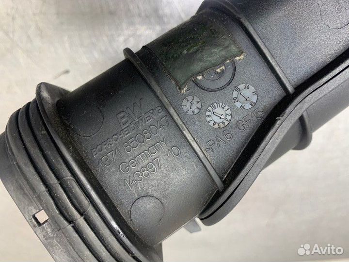 Воздуховод Bmw 5 Series F10 N47D20D 2011