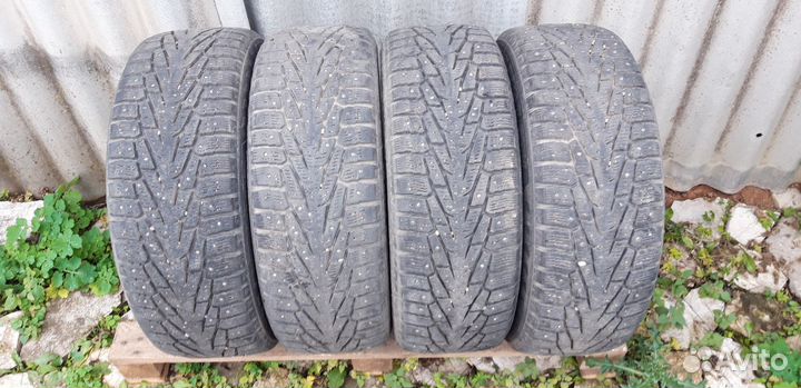 Nokian Tyres Hakkapeliitta 7 SUV 225/60 R17 103T