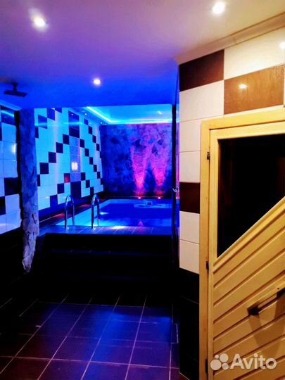 Сауна (большой тёплый бассейн)
