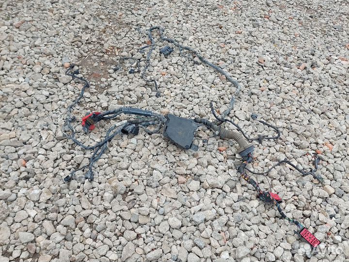 Проводка подкапотная Ford Fiesta mk6 рестайлинг