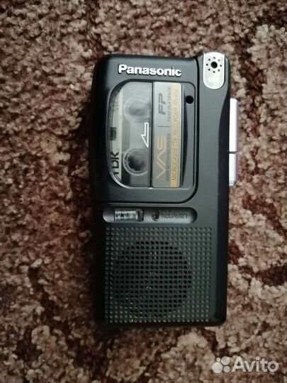 Кассетный диктофон Panasonic