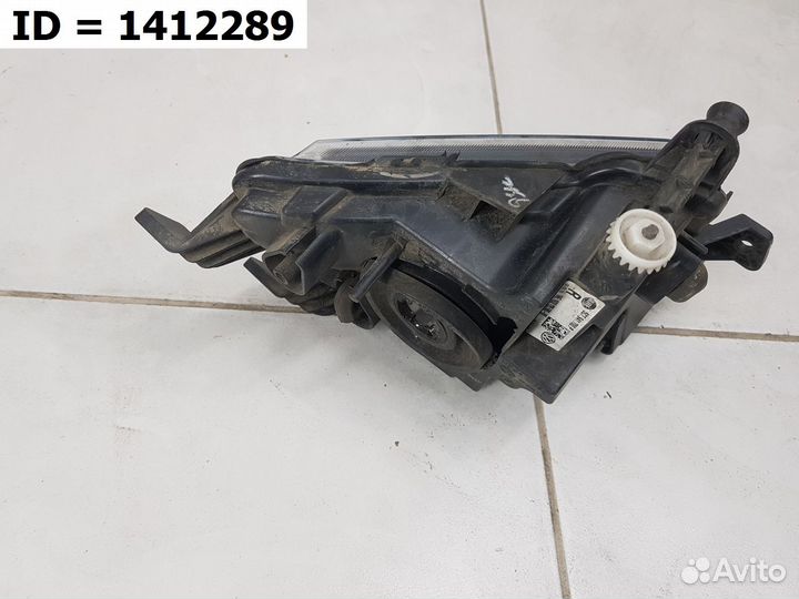 Птф передняя правая Volkswagen Jetta