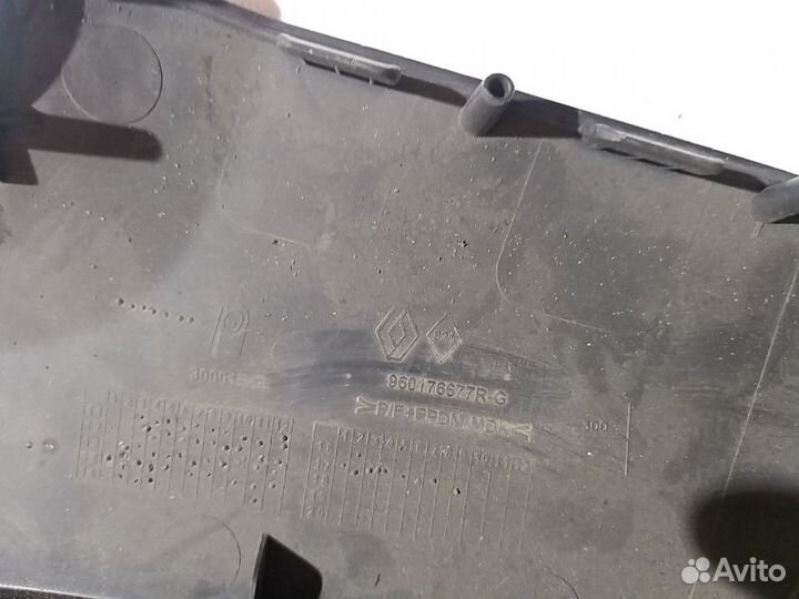 Наклакда бампера передняя левая Renault Sandero 1