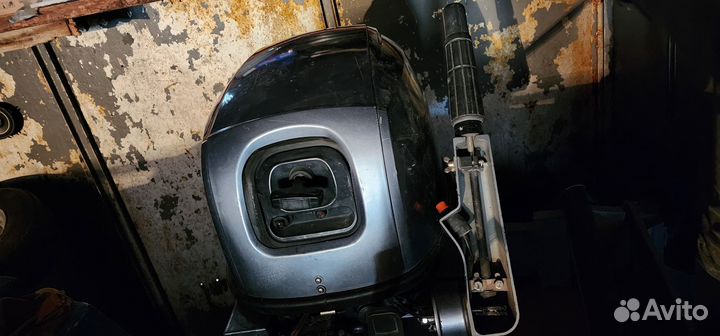 Крым лодка с мотором или только мотор