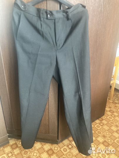 2 пиджака, брюки и жилет