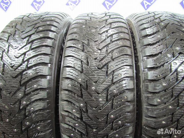 Nokian Tyres Hakkapeliitta 8 SUV 225/65 R17 96R