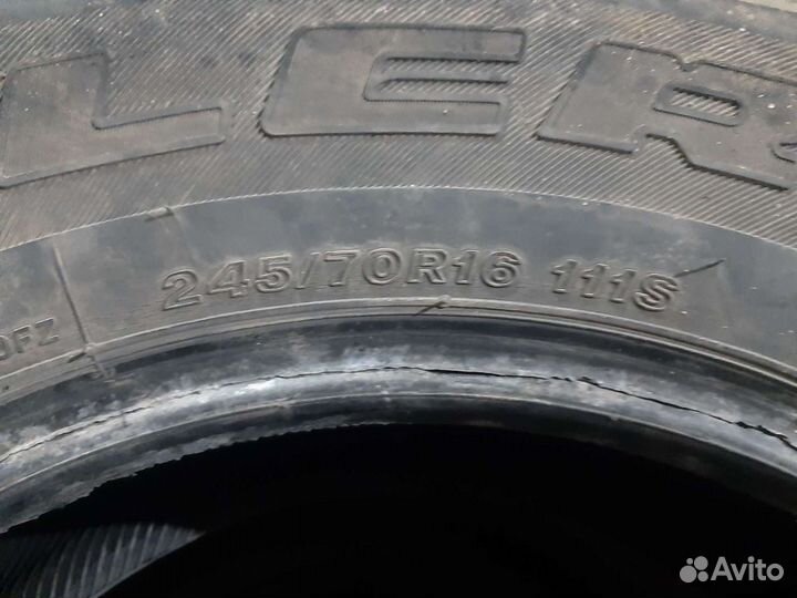 Bridgestone Dueler H/T 245/70 R16 111
