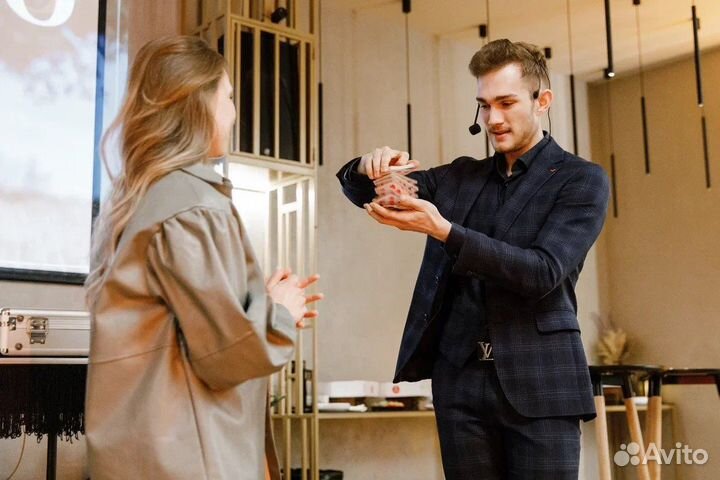 Фокусник - чемпион России по фокусам