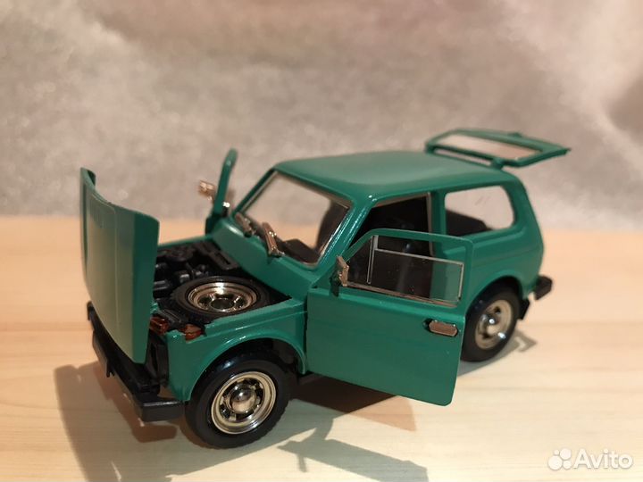 Модель автомобиля Ваз 2121 Нива 1/43