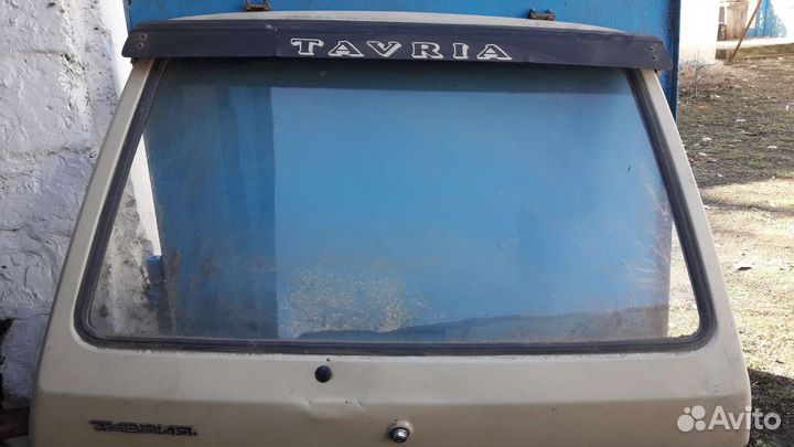 Двери,Таврия-1102