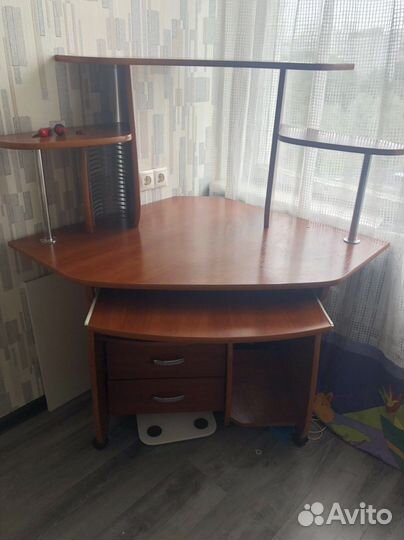 Компьютерный стол бу