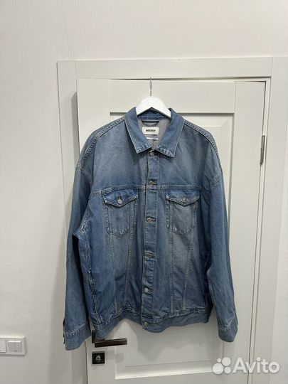 Джинсовая куртка weekday