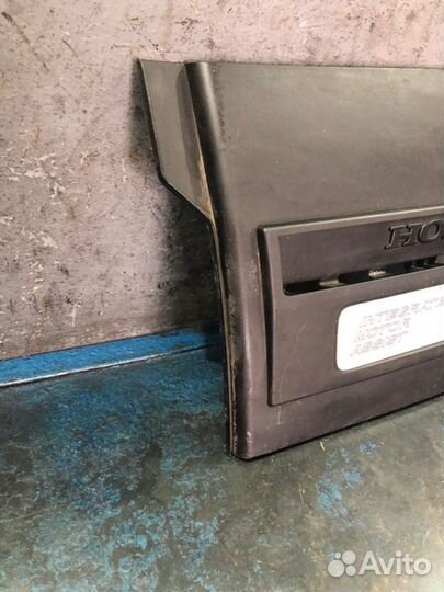 Декоративная крышка двигателя Honda Civic 8 4D FD