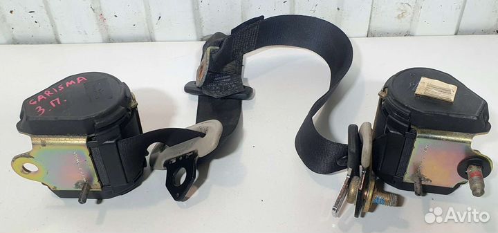 Ремень безопасности задний Mitsubishi Carisma хэтч