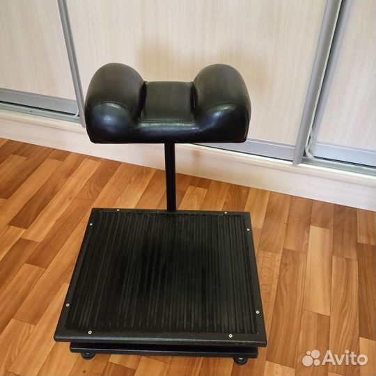 Подставка для ног педикюрная