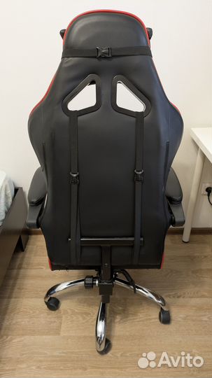 Кресло компьютерное Defender Pilot