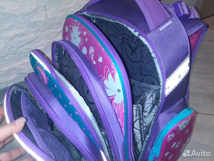 Школьный рюкзак hummingbird 1-4 класс