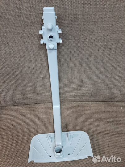 Трубка подачи воды к верхнему разбрызгивателю