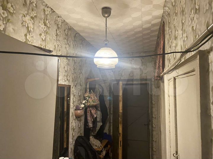 Комната 20 м² в 2-к., 1/2 эт.