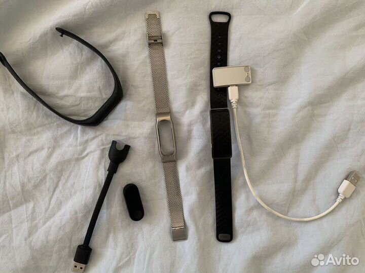 Два Фитнес браслета xiaomi mi, huawei honor