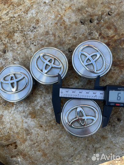 Заглушки ступицы Тойоты