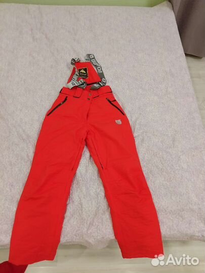 Горнолыжный костюм burton