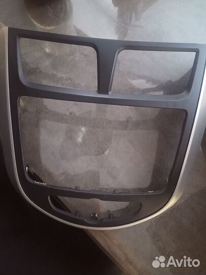 Штатная магнитола на hyundai solaris 1