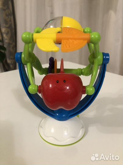 Игрушка музыкальная на присоске chicco