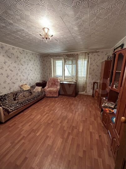 1-к. квартира, 42 м², 1/3 эт.