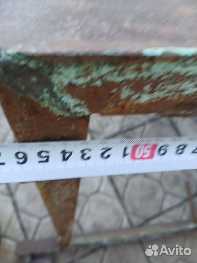 Металлическая рама для оконного проёма