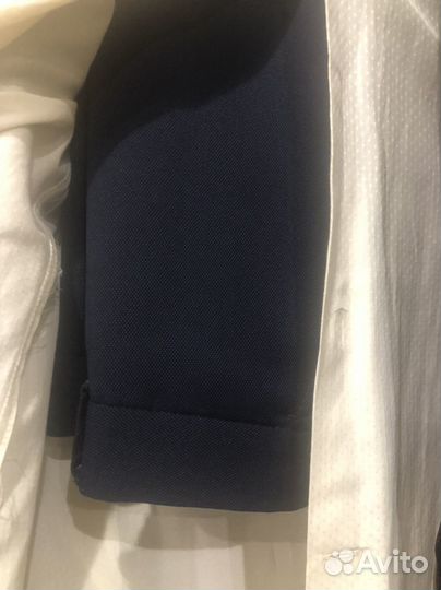 Костюм тройка