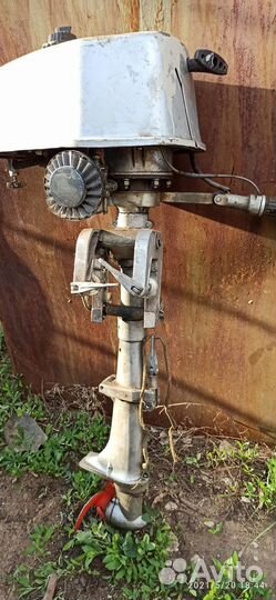 Лодочный мотор Салют