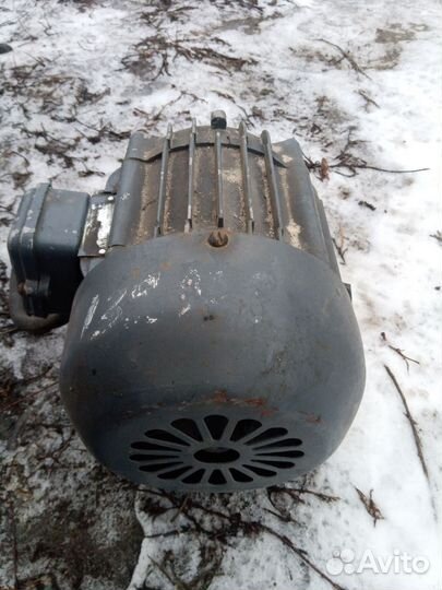 Электродвигатель 220в