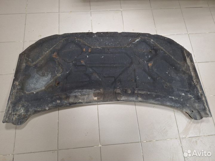 Обшивка капота Ford Mondeo