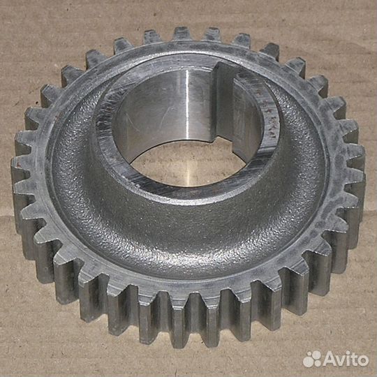 Шестерня отбора мощности Z33 под шпонку кпп маз
