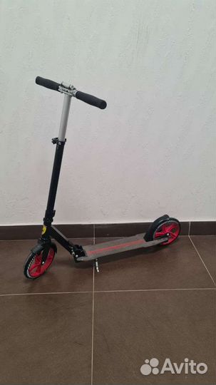 Самокат взрослый ferrari