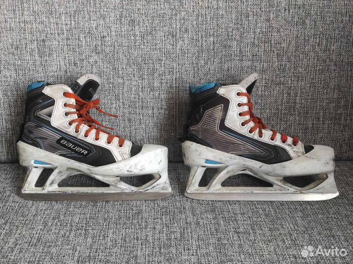 Вратарские коньки bauer