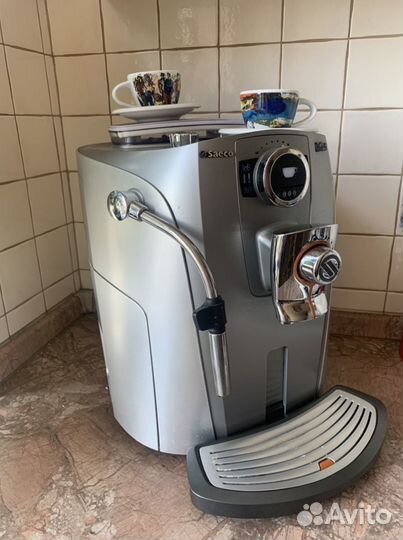 Кофемашина saeco