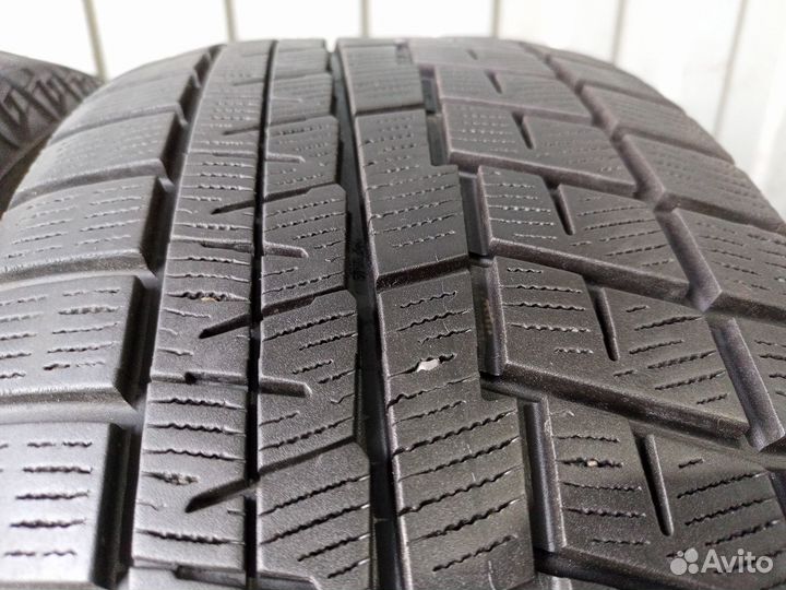 Yokohama Ice Guard IG60 215/50 R17