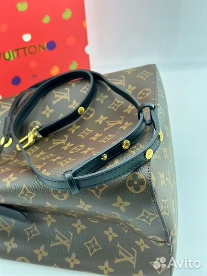 Сумка Louis Vuitton