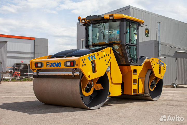 Дорожный каток XCMG XD123, 2023