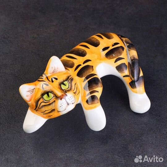 Статуэтка фарфоровая 'Кот Васька рыжий', 17 см