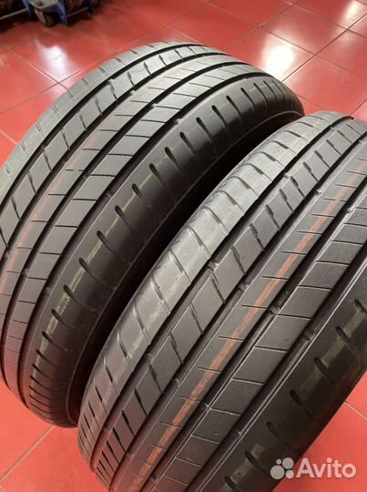 Bridgestone Alenza 001 225/60 R18 104W