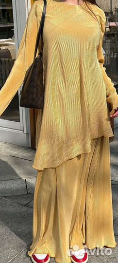 Костюм женский