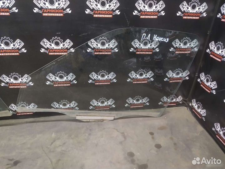 Переднее стекло Daewoo Nexia n100 n150