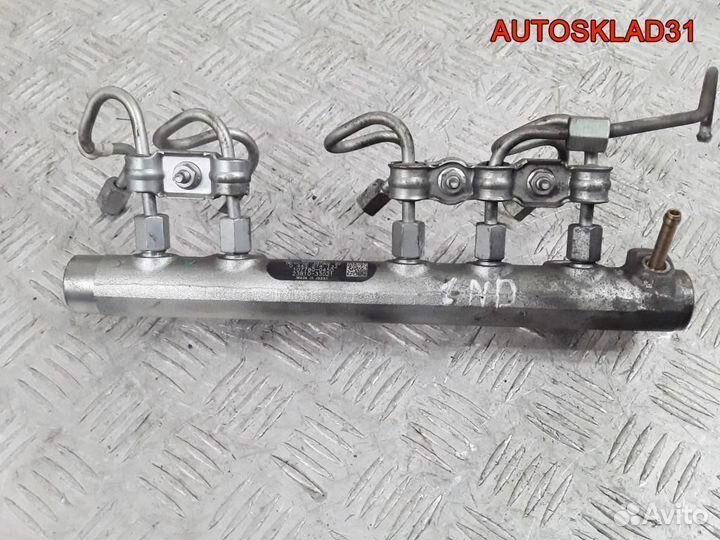 Рейка топливная Toyota Corolla E12 2381033021