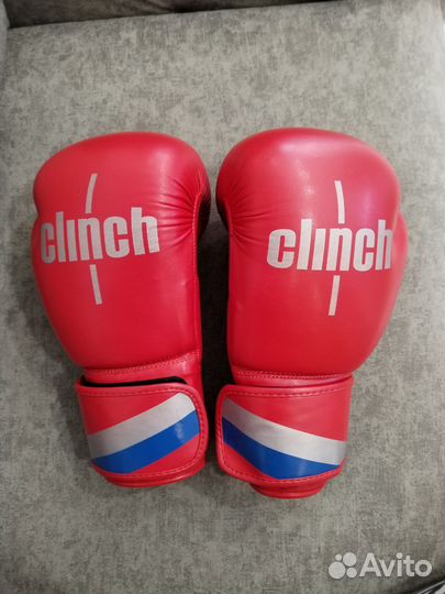 Боксерские перчатки