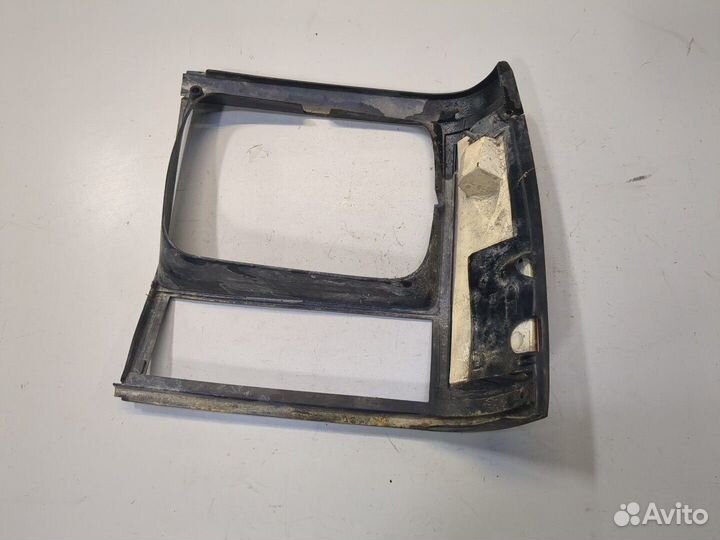 Ресничка под фару Jeep Cherokee, 1995