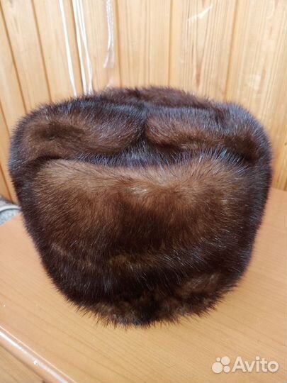 Мужская шапка